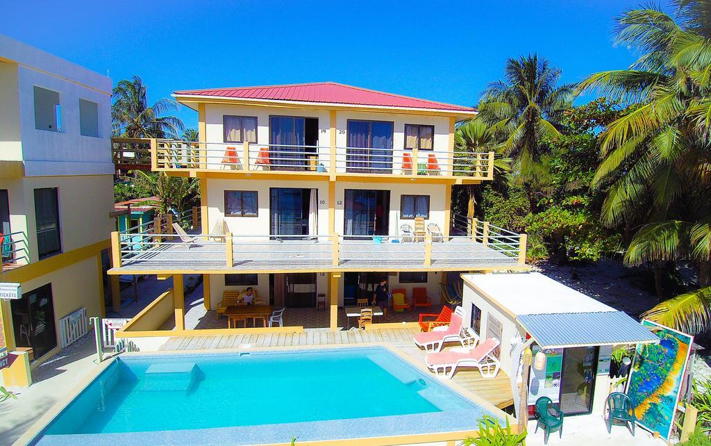 Popeye'S Beach Resort San Pedro  Exterior foto